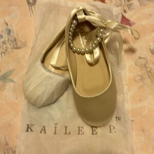 Size 11 Kailee P. Satin dress shoes. Ivory colored. Never worn